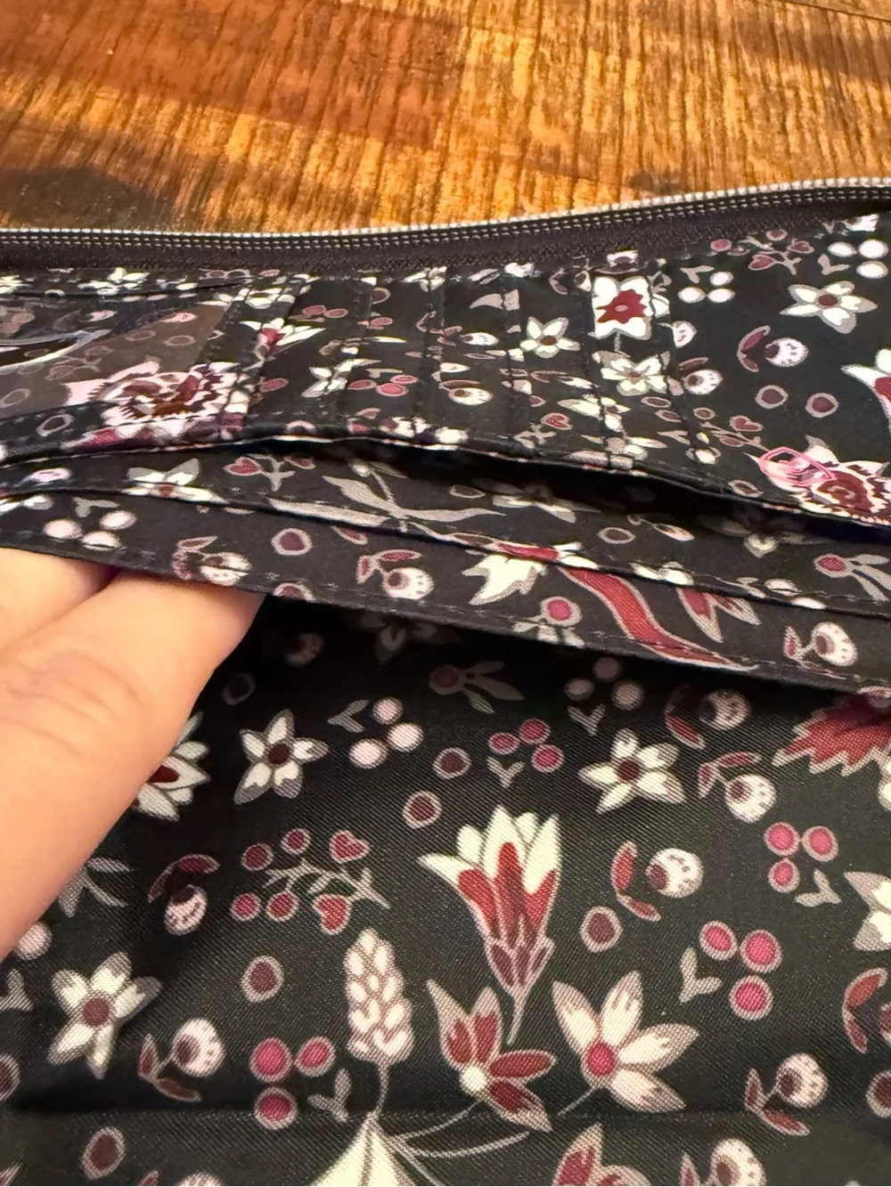 Vera Bradley Black Quilted Travel Wallet Organizer Floral Zip Around Wristlet